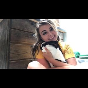 Meet your Posher, Alivea